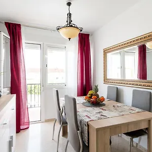 Apartamento Piso 3 Hl A 10 De Sevilla, A 20 Del Aeropuerto De Sevilla, Gines